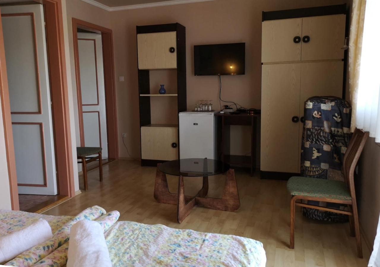 Vitorlas Apartmanhaz Siofok Dış mekan fotoğraf