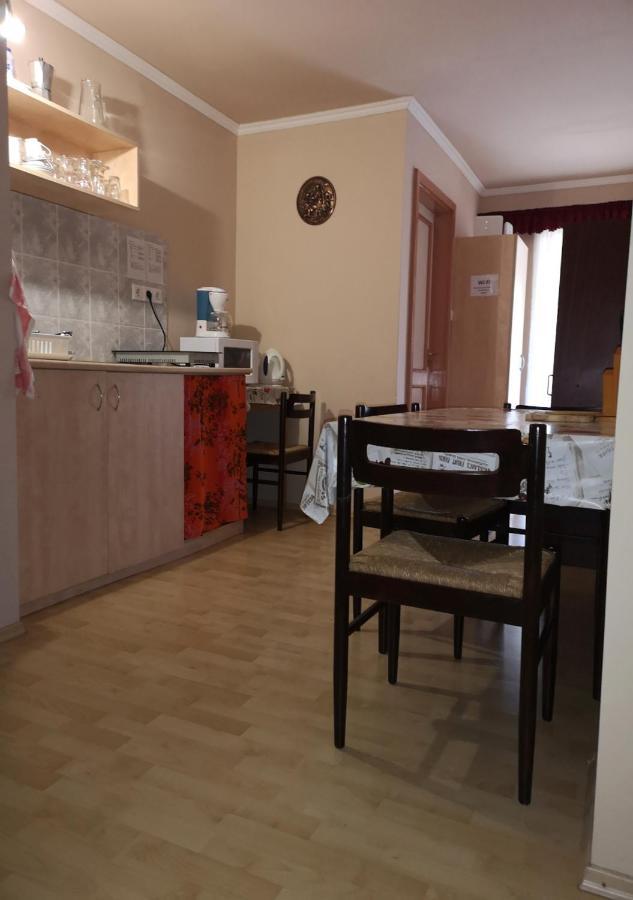 Vitorlas Apartmanhaz Siofok Dış mekan fotoğraf